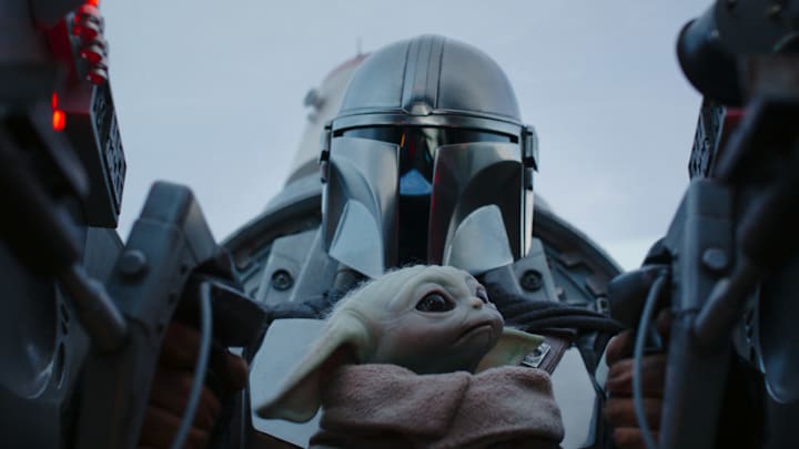 Din Djarin and Grogu in Lucasfilm's THE MANDALORIAN season 3, exclusively on Disney+. 