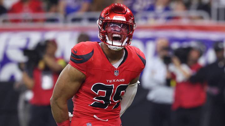 Houston Texans linebacker Henry To'oTo'o (39) Houston Texans linebacker Henry To'oTo'o (39)