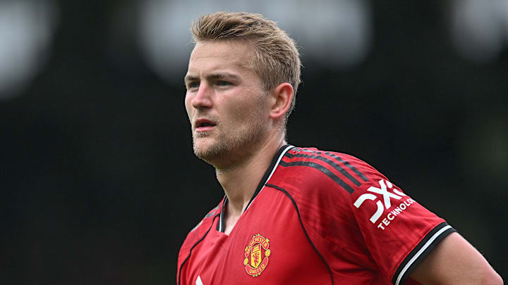 Matthijs de Ligt comes to the defence of Ruben Amorim.