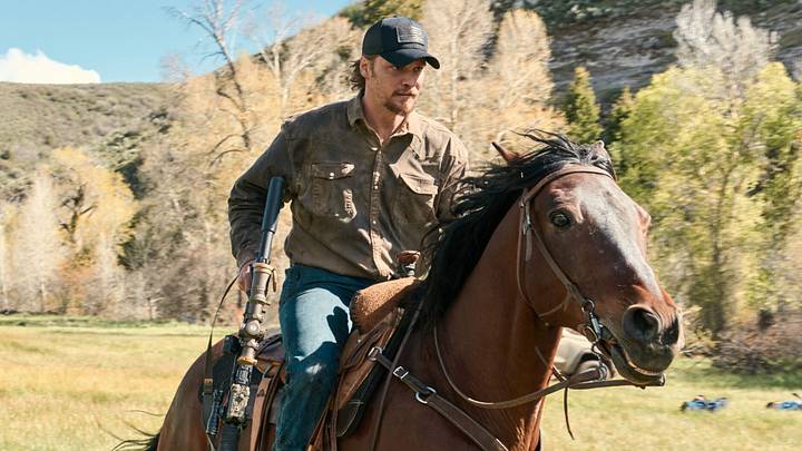 “All Hat No Cattle” — Coverage of the CBS Original Series Marshals. Pictured: Luke Grimes as Kayce Dutton. Photo: Gilles Mingasson/CBS ©2026 CBS Broadcasting, Inc. All Rights Reserved.