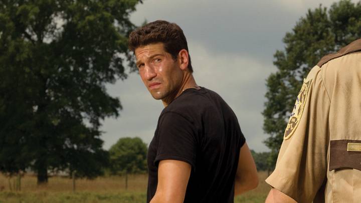 Shane Walsh (Jon Bernthal), Rick Grimes (Andrew Lincoln) and Lori Grimes (Sarah Wayne Callies) - The Walking Dead _ Season 2 _ Gallery - Photo Credit: Matthew Welch/AMC Shane Walsh (Jon Bernthal), Rick Grimes (Andrew Lincoln) and Lori Grimes (Sarah Wayne Callies) - The Walking Dead _ Season 2 _ Gallery - Photo Credit: Matthew Welch/AMC