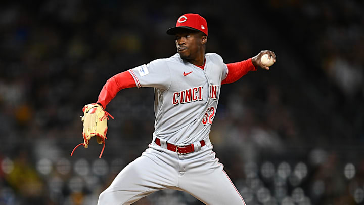 Cincinnati Reds pitcher Reiver Sanmartin