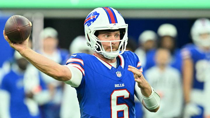 Aug 27, 2026; Orchard Park, New York, USA; Buffalo Bills quarterback Shane Buechele (6) passes the ball against the Pittsburgh Steelers during the third quarter at New Highmark Stadium. Mandatory Credit: Mark Konezny-Imagn Images Aug 27, 2026; Orchard Park, New York, USA; Buffalo Bills quarterback Shane Buechele (6) passes the ball against the Pittsburgh Steelers during the third quarter at New Highmark Stadium. Mandatory Credit: Mark Konezny-Imagn Images