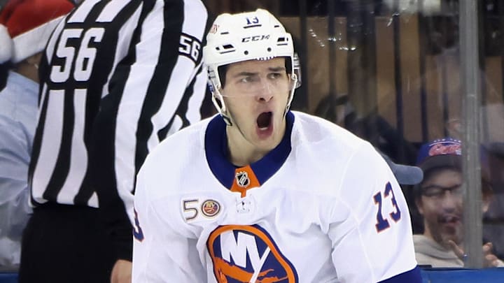 New York Islanders v New York Rangers