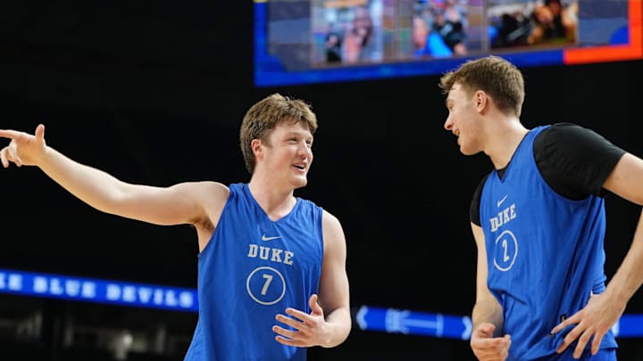 Apr 4, 2025; San Antonio, TX, USA; Duke Blue Devils guard Kon Knueppel (7) and guard Cooper Flagg (2) during a practice session for the Final Four of the 2025 NCAA tournament at Alamodome. Mandatory Credit: Bob Donnan-Imagn Images Apr 4, 2025; San Antonio, TX, USA; Duke Blue Devils guard Kon Knueppel (7) and guard Cooper Flagg (2) during a practice session for the Final Four of the 2025 NCAA tournament at Alamodome. Mandatory Credit: Bob Donnan-Imagn Images