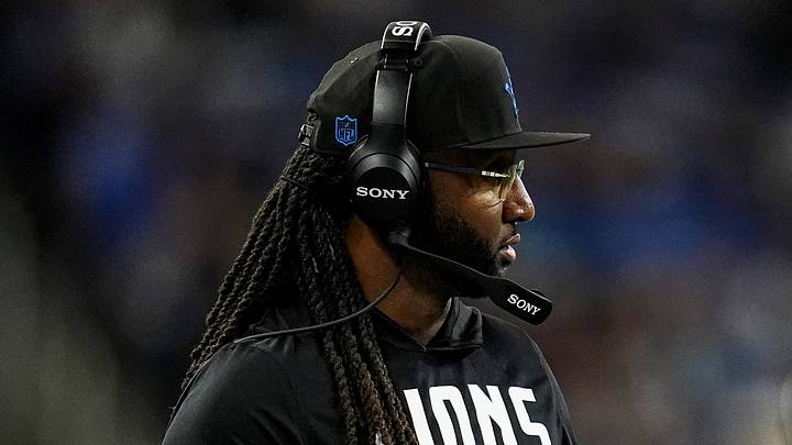 Detroit Lions defensive coordinator Kelvin Sheppard watches a play against New York Jets during the second half at Ford Field in Detroit on Sunday, Sept. 27, 2026. Detroit Lions defensive coordinator Kelvin Sheppard watches a play against New York Jets during the second half at Ford Field in Detroit on Sunday, Sept. 27, 2026.