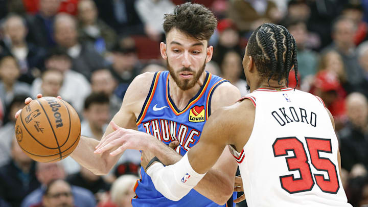 Mar 3, 2026; Chicago, Illinois, USA; Oklahoma City Thunder center Chet Holmgren (7) drives to the basket against Chicago Bulls forward Isaac Okoro (35) during the second half at United Center. Mandatory Credit: Kamil Krzaczynski-Imagn Images Mar 3, 2026; Chicago, Illinois, USA; Oklahoma City Thunder center Chet Holmgren (7) drives to the basket against Chicago Bulls forward Isaac Okoro (35) during the second half at United Center. Mandatory Credit: Kamil Krzaczynski-Imagn Images