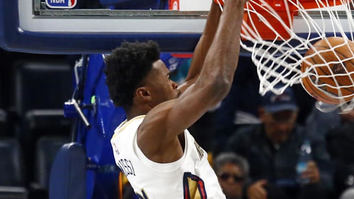 Nov 29, 2024; Memphis, Tennessee, USA; New Orleans Pelicans center Yves Missi (21) dunks during the first quarter against the Memphis Grizzlies at FedExForum. Mandatory Credit: Petre Thomas-Imagn Images