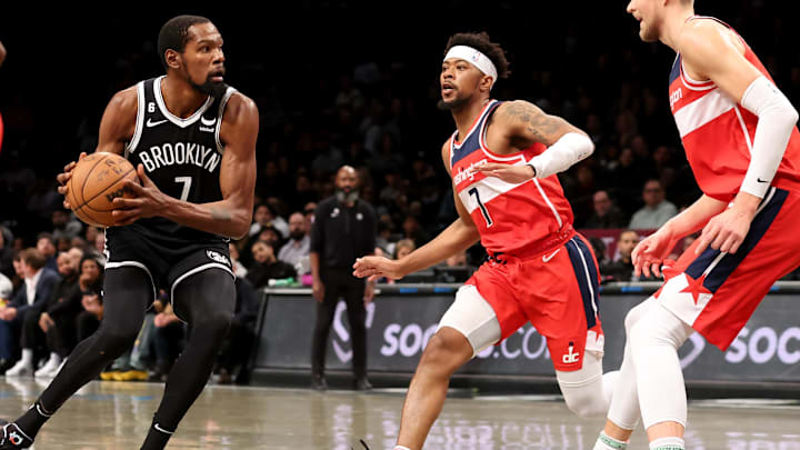 Brooklyn Nets forward Kevin Durant (7)