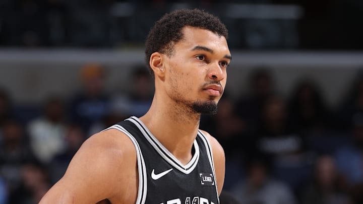 San Antonio Spurs v Memphis Grizzlies