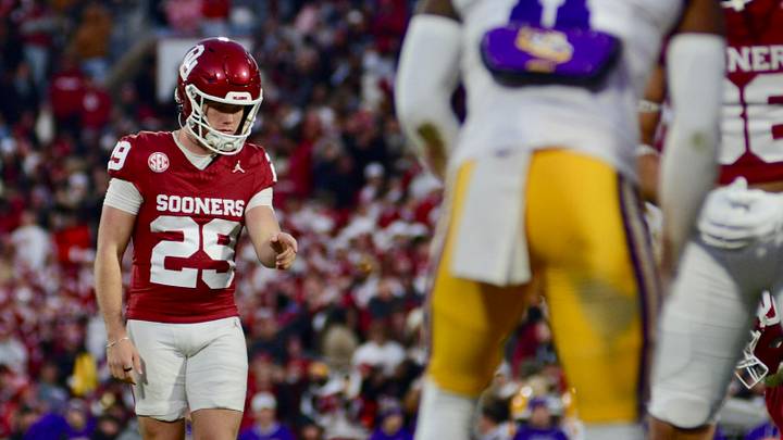 Oklahoma kicker Tate Sandell prepares for a kick against LSU.