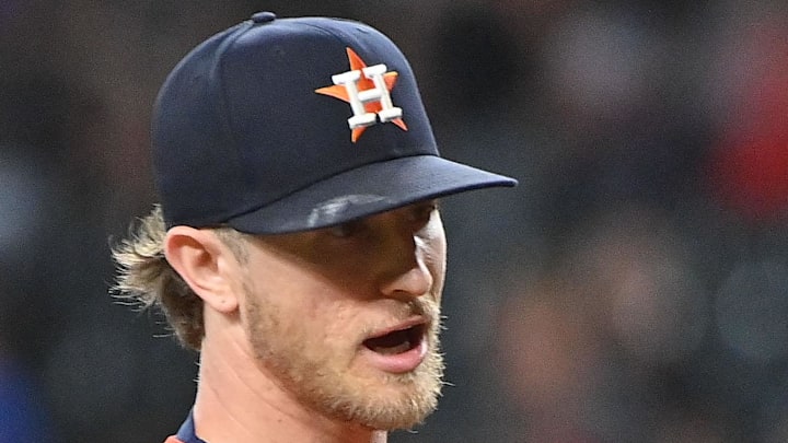 Houston Astros pitcher Josh Hader (71) celebrates with catcher Yainer Diaz (21) after beating the Arizona Diamondbacks at Chase Field on July 23. 