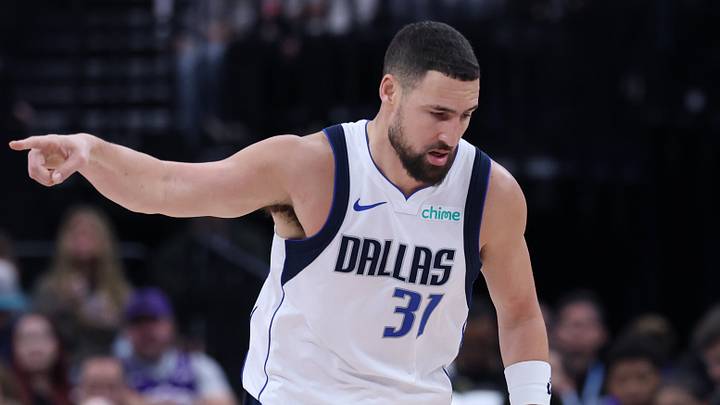 Dallas Mavericks guard Klay Thompson (31) reacts (Mandatory Credit: Rob Gray-Imagn Images)