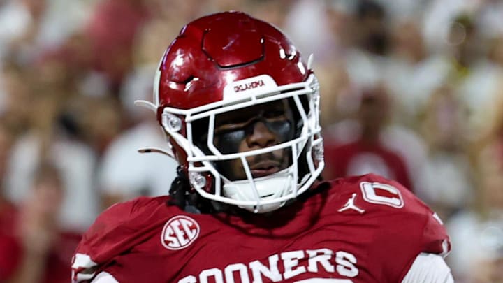 Sep 6, 2025; Norman, Oklahoma, USA; Oklahoma Sooners linebacker Owen Heinecke (38) celebrates with Oklahoma Sooners defensive lineman R Mason Thomas (32) during the second half against the Michigan Wolverines at Gaylord Family-Oklahoma Memorial Stadium. Mandatory Credit: Kevin Jairaj-Imagn Images Sep 6, 2025; Norman, Oklahoma, USA; Oklahoma Sooners linebacker Owen Heinecke (38) celebrates with Oklahoma Sooners defensive lineman R Mason Thomas (32) during the second half against the Michigan Wolverines at Gaylord Family-Oklahoma Memorial Stadium. Mandatory Credit: Kevin Jairaj-Imagn Images