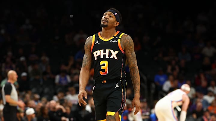 Apr 9, 2025; Phoenix, Arizona, USA; Phoenix Suns guard Bradley Beal (3) reacts against the Oklahoma City Thunder during the second half at Footprint Center. Mandatory Credit: Mark J. Rebilas-Imagn Images Apr 9, 2025; Phoenix, Arizona, USA; Phoenix Suns guard Bradley Beal (3) reacts against the Oklahoma City Thunder during the second half at Footprint Center. Mandatory Credit: Mark J. Rebilas-Imagn Images