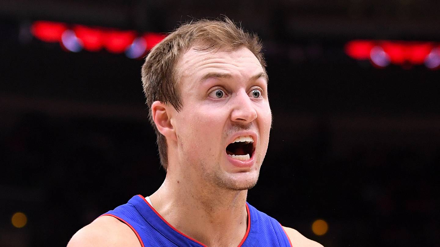 Luke Kennard cruelly being set up to fail by the Suns