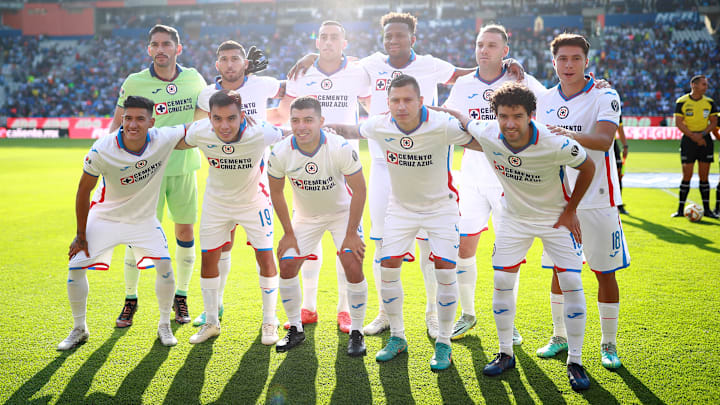 El once titular que lanzó Cruz Azul para enfrentar al campeón Pachuca en la Jornada 14.