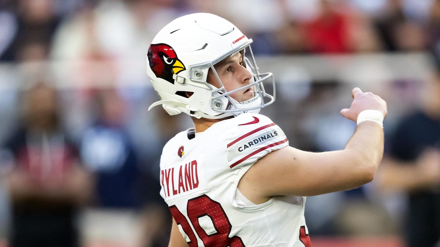 Cardinals Kicker Reportedly Returning as Competition Grows for 2026