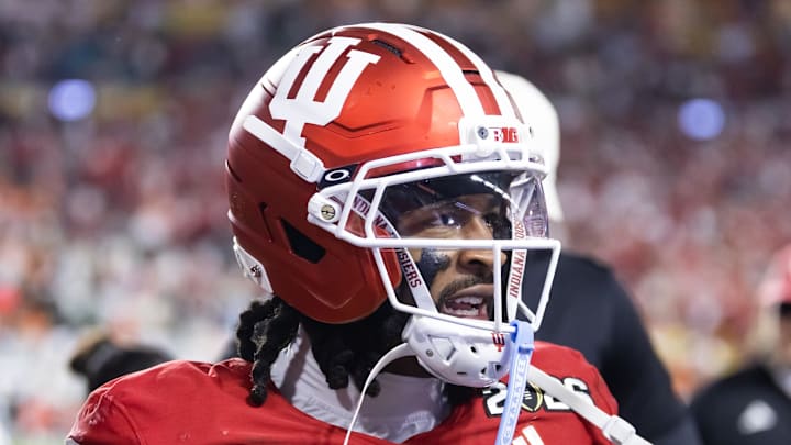 Indiana Hoosiers wide receiver Omar Cooper Jr. plays Indiana Hoosiers wide receiver Omar Cooper Jr. plays