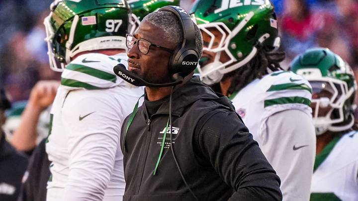 New York Jets head coach Aaron Glenn New York Jets head coach Aaron Glenn