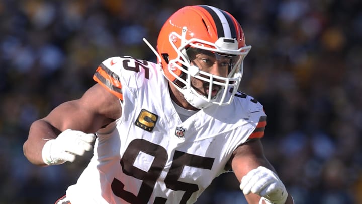 Dec 8, 2024; Pittsburgh, Pennsylvania, USA;  Cleveland Browns defensive end Myles Garrett (95) pass rushes against the Pittsburgh Steelers during the first quarter at Acrisure Stadium. Mandatory Credit: Charles LeClaire-Imagn Images