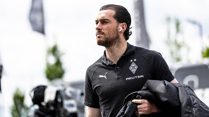 Joe Scally könnte ohne einen Wechsel gar ein Tribünenplatz drohen Joe Scally könnte ohne einen Wechsel gar ein Tribünenplatz drohen