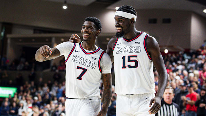 Gonzaga Bulldogs Tyon Grant-Foster (7) and Graham Ike (15).