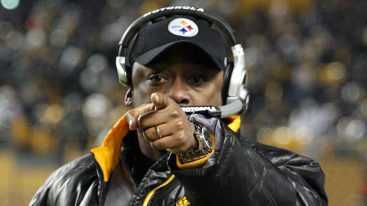 Former Pittsburgh Steelers head coach Mike Tomlin Former Pittsburgh Steelers head coach Mike Tomlin