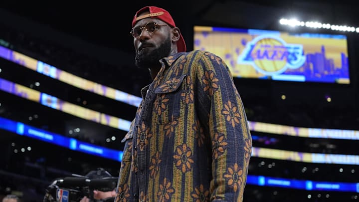 Oct 24, 2025; Los Angeles, California, USA; Los Angeles Lakers forward LeBron James reacts during the game against the Minnesota Timberwolves at Crypto.com Arena. Mandatory Credit: Kirby Lee-Imagn Images Oct 24, 2025; Los Angeles, California, USA; Los Angeles Lakers forward LeBron James reacts during the game against the Minnesota Timberwolves at Crypto.com Arena. Mandatory Credit: Kirby Lee-Imagn Images