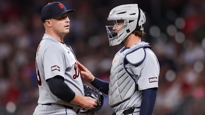 Apr 29, 2026; Atlanta, Georgia, USA; Detroit Tigers starting pitcher Tarik Skubal (29) talks to catcher Dillon Dingler (13) against the Atlanta Braves in the seventh inning at Truist Park. Mandatory Credit: Brett Davis-Imagn Images