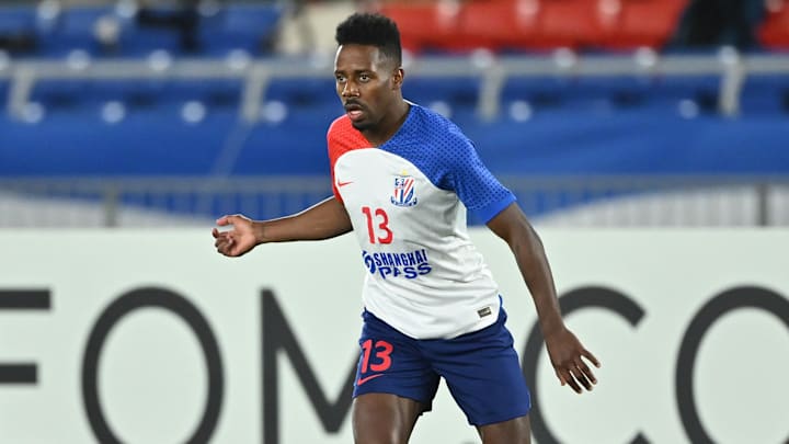 Wilson Manafá é um dos destaques defensivos no Shangai Shenhua