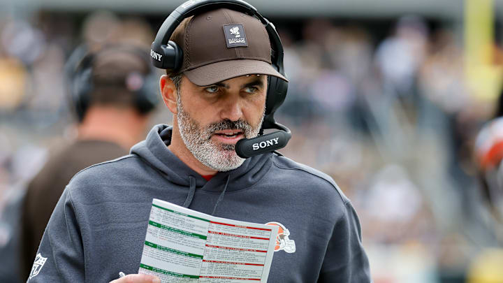 Cleveland Browns v Pittsburgh Steelers