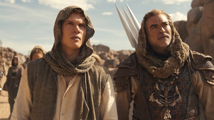 Daniel Henney (Lan), Josha Stradowski (Rand), and Björn Landberg (Rhuarc) in The Wheel of Time season 3.