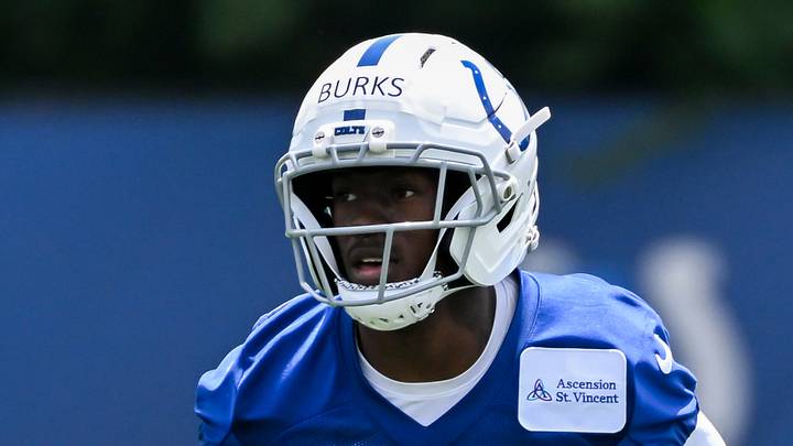  Indianapolis Colts wide receiver Deion Burks (80) participates in a drill during minicamp 
