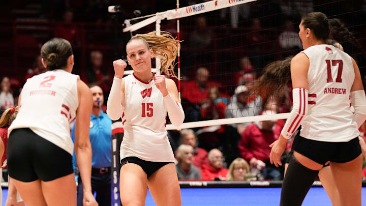 Wisconsin vollyeball Wisconsin vollyeball