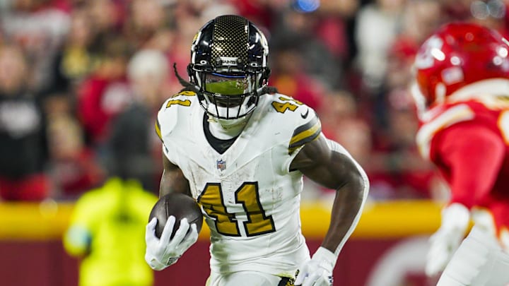 Saints RB Alvin Kamara recorded 68 catches, 1,493 scrimmage yards and eight touchdowns last season.