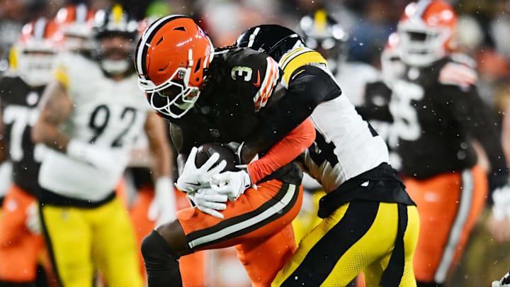 Browns wide receiver Jerry Jeudy (left) has emerged as a reliable fantasy option. 