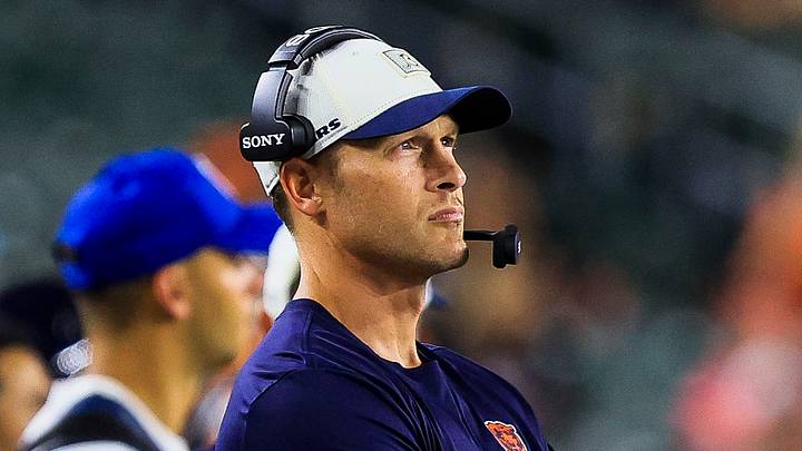 Aug 22, 2026; Cincinnati, Ohio, USA; Chicago Bears head coach Ben Johnson stands on the sidelines during the second half in the game against the Cincinnati Bengals at Paycor Stadium. Mandatory Credit: Katie Stratman-Imagn Images Aug 22, 2026; Cincinnati, Ohio, USA; Chicago Bears head coach Ben Johnson stands on the sidelines during the second half in the game against the Cincinnati Bengals at Paycor Stadium. Mandatory Credit: Katie Stratman-Imagn Images