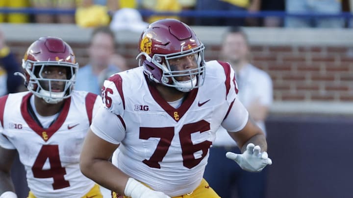 New Auburn Tigers offensive lineman Mason Murphy played over 2,000 snaps for the USC Trojans at a variety of positions.