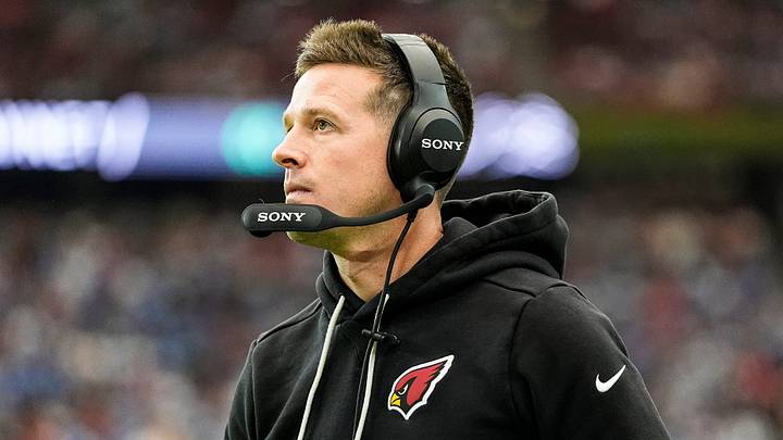 Arizona Cardinals head coach Mike LaFleur calls a timeout against Detroit Lions during the first half at State Farm Stadium in Glendale, Arizona on Sunday, Oct. 11, 2026. Arizona Cardinals head coach Mike LaFleur calls a timeout against Detroit Lions during the first half at State Farm Stadium in Glendale, Arizona on Sunday, Oct. 11, 2026.