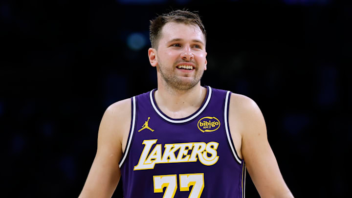 San Antonio Spurs v Los Angeles Lakers