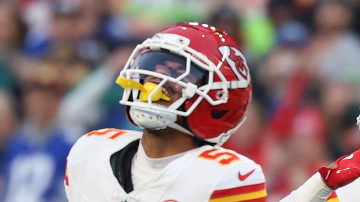 Oct 25, 2026; Seattle, Washington, USA; Kansas City Chiefs cornerback Mansoor Delane (5) celebrates with safety Alohi Gilman (17) after breaking up a pass against the Seattle Seahawks during the first quarter at Lumen Field. Mandatory Credit: Joe Nicholson-Imagn Images Oct 25, 2026; Seattle, Washington, USA; Kansas City Chiefs cornerback Mansoor Delane (5) celebrates with safety Alohi Gilman (17) after breaking up a pass against the Seattle Seahawks during the first quarter at Lumen Field. Mandatory Credit: Joe Nicholson-Imagn Images