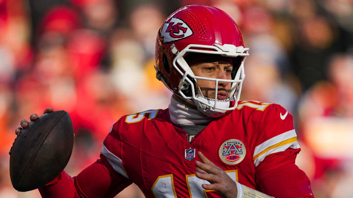 Dec 14, 2025; Kansas City, Missouri, USA; Kansas City Chiefs quarterback Patrick Mahomes (15) looks to pass against the Los Angeles Chargers during the second quarter at GEHA Field at Arrowhead Stadium. Mandatory Credit: Jay Biggerstaff-Imagn Images Dec 14, 2025; Kansas City, Missouri, USA; Kansas City Chiefs quarterback Patrick Mahomes (15) looks to pass against the Los Angeles Chargers during the second quarter at GEHA Field at Arrowhead Stadium. Mandatory Credit: Jay Biggerstaff-Imagn Images