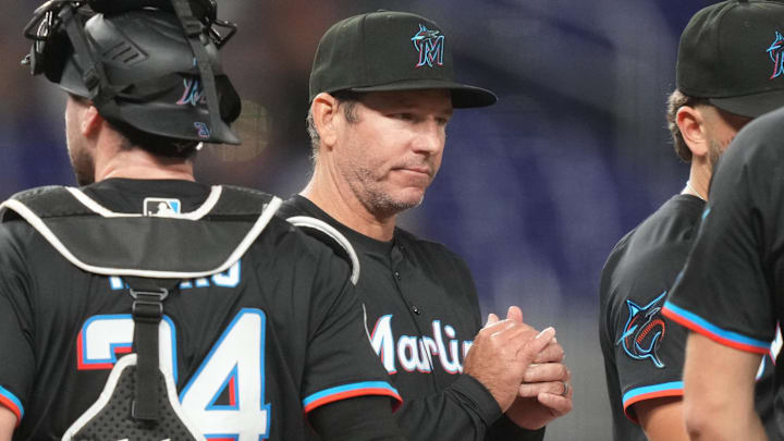 May 2, 2025; Miami, Florida, USA; Miami Marlins manager Clayton McCullough (86) makes a pitching change in the fifth inning during the game against the Oakland Athletics at loanDepot Park. Mandatory Credit: Jim Rassol-Imagn Images May 2, 2025; Miami, Florida, USA; Miami Marlins manager Clayton McCullough (86) makes a pitching change in the fifth inning during the game against the Oakland Athletics at loanDepot Park. Mandatory Credit: Jim Rassol-Imagn Images