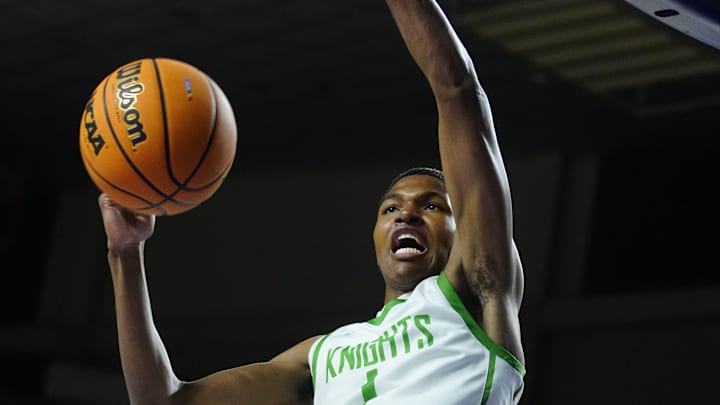 St. Mary's forward Cameron Williams (1) dunks against Deer Valley during the 4A State Championship at Veterans Memorial Coliseum in Phoenix on March 6, 2025.