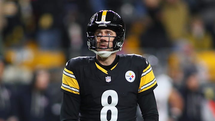 Pittsburgh Steelers quarterback Aaron Rodgers (8) looks on after being sacked during the first half of the NFL Wild Card game against the Houston Texans at Acrisure Stadium in Pittsburgh, PA on January 12, 2026. Pittsburgh Steelers quarterback Aaron Rodgers (8) looks on after being sacked during the first half of the NFL Wild Card game against the Houston Texans at Acrisure Stadium in Pittsburgh, PA on January 12, 2026.
