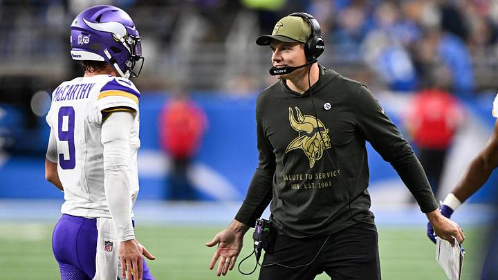 Nov 2, 2025; Detroit, Michigan, USA; Minnesota Vikings head coach Kevin O'Connell greets quarterback J.J. McCarthy (9) after throwing a touchdown pass in the first quarter at Ford Field.