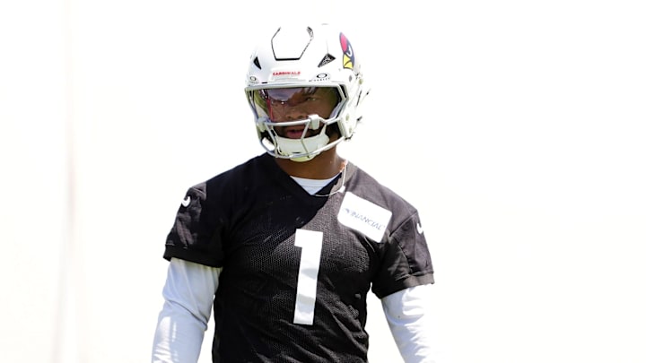 Arizona Cardinals quarterback Kyler Murray (1) during organized team practice at the Arizona Cardinals training center in Tempe on May 28, 2025. Arizona Cardinals quarterback Kyler Murray (1) during organized team practice at the Arizona Cardinals training center in Tempe on May 28, 2025.