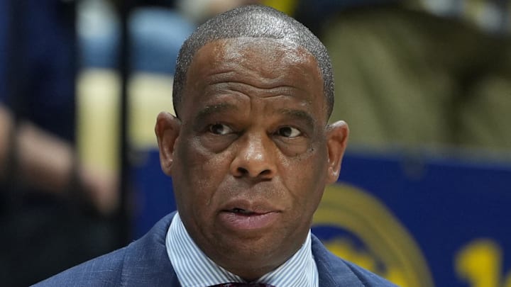 Jan 17, 2026; Berkeley, California, USA; North Carolina Tar Heels head coach Hubert Davis before the game against the California Golden Bears at Haas Pavilion. Mandatory Credit: Darren Yamashita-Imagn Images