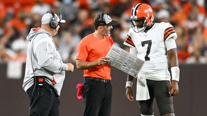 Chicago Bears v Cleveland Browns